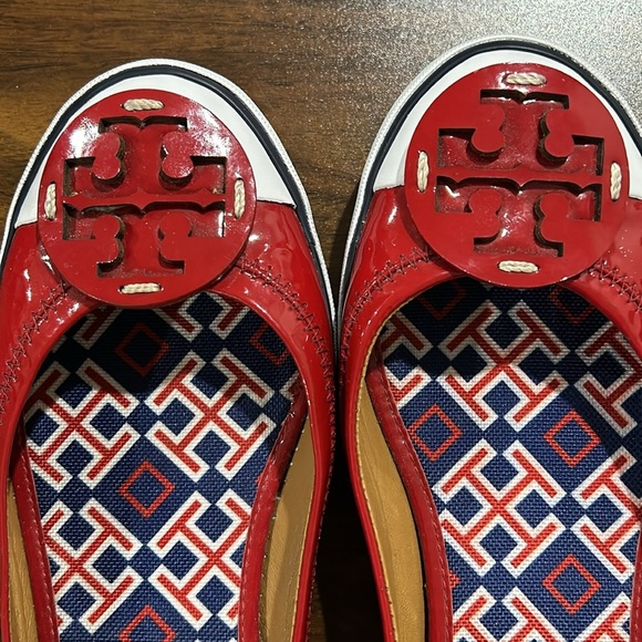 Tory Burch Cherry Red Channing Reva Patent Leather Sneaker Flats - Picture 10 of 12